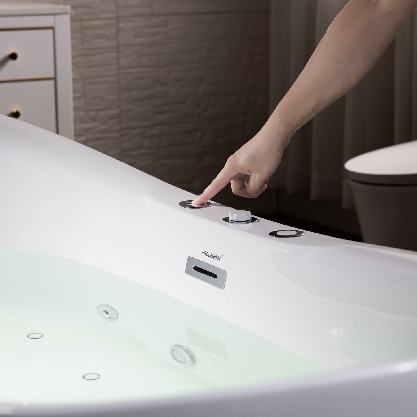 WOODBRIDGE BJ300 71" x 31-1/2" Whirlpool Jetted + Air Bubble Freestanding Heated Soaking Combination Bathtub