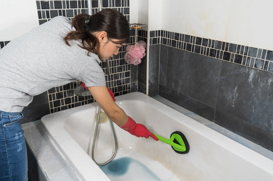 How We Recommend Cleaning Your Whirlpool Bathtub