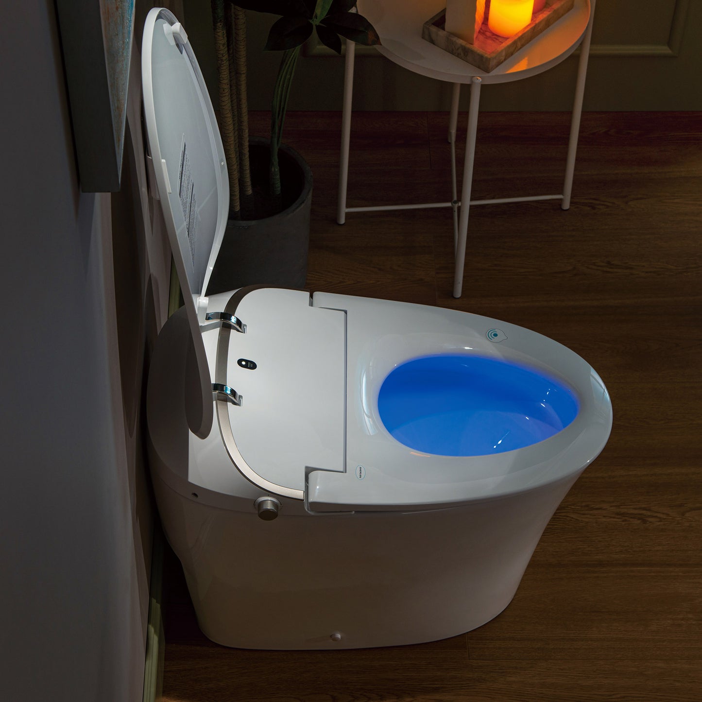 WOODBRIDGE LT610 | Smart Bidet Toilet | Hands-Free Auto Open/Close, Auto Flush & Heated Seat | Night Light