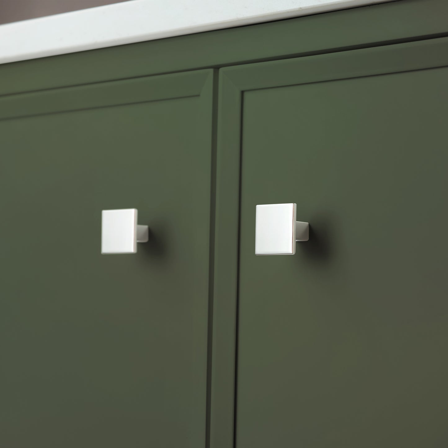 WOODBRIDGE 37" | Single Sink Bathroom Vanity | Engineered Stone Top, Solid Wood Frame, Soft-Close Drawers