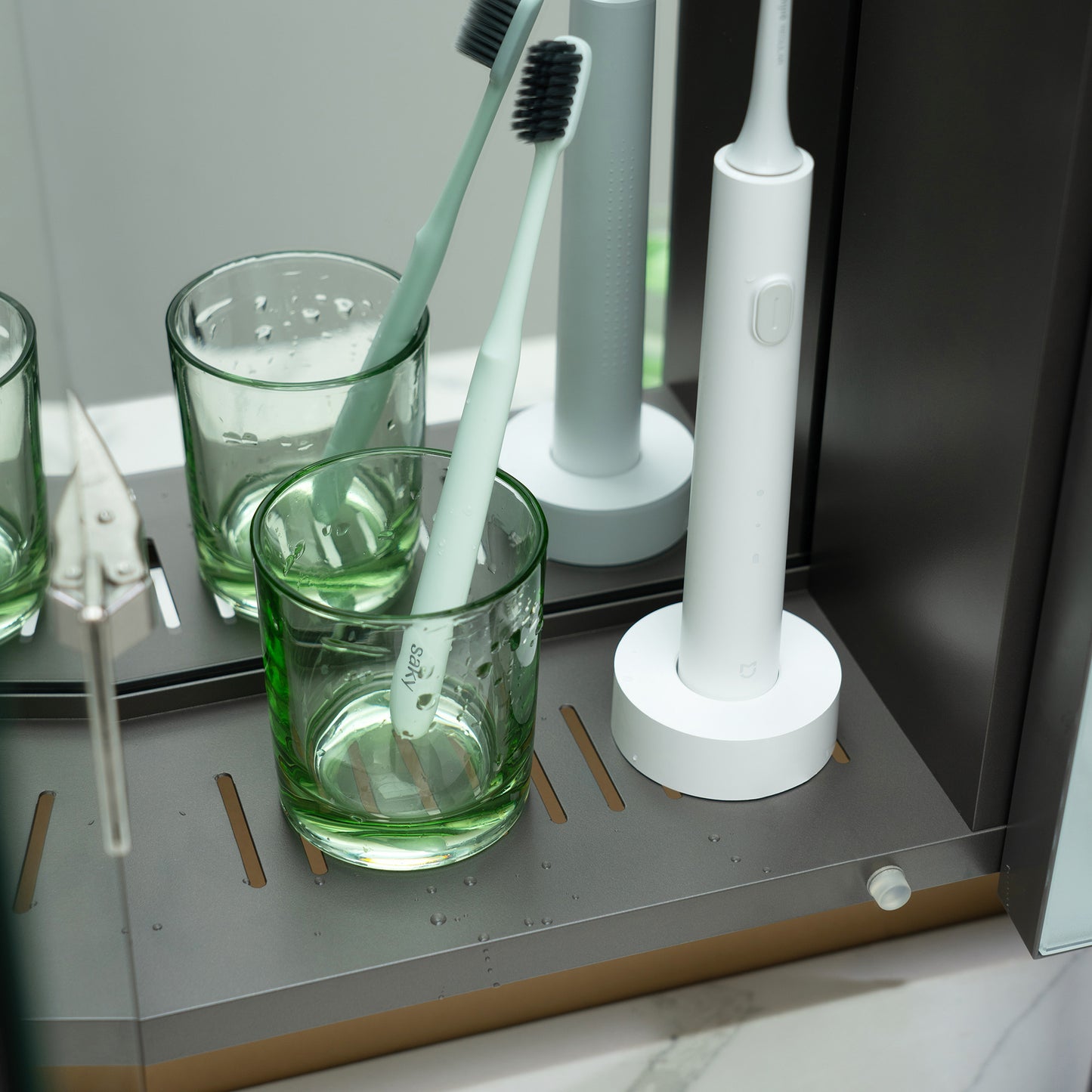 WOODBRIDGE | Smart Medicine Cabinet | with LED Lighting, Anti-Fog Mirror & Compact Bathroom Storage