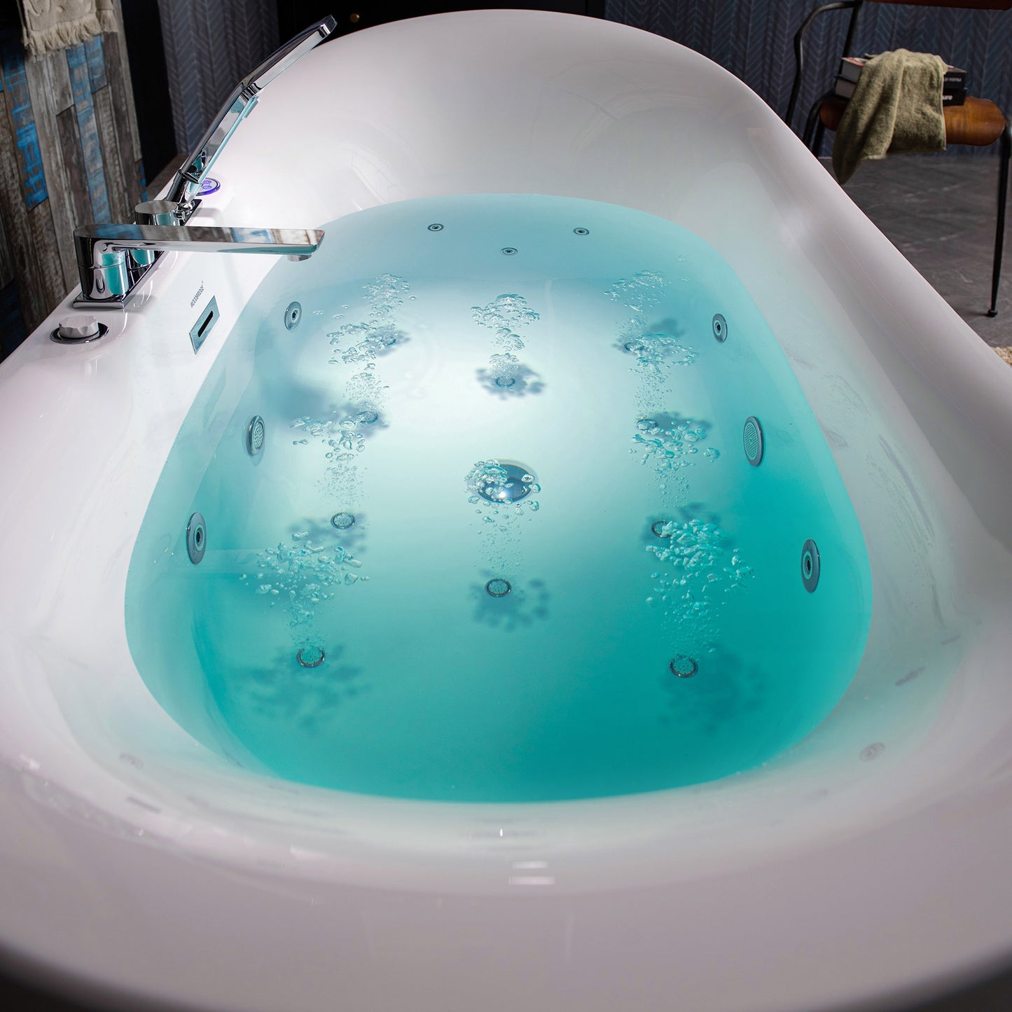 WOODBRIDGE BJ400+F0041CH 72" x 35-3/8" Whirlpool Water Jetted + Air Bubble Freestanding Heated Soaking Combination Bathtub