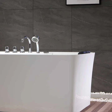 Empava 67AIS16- 67" Whirlpool Bathtub with Center Drain