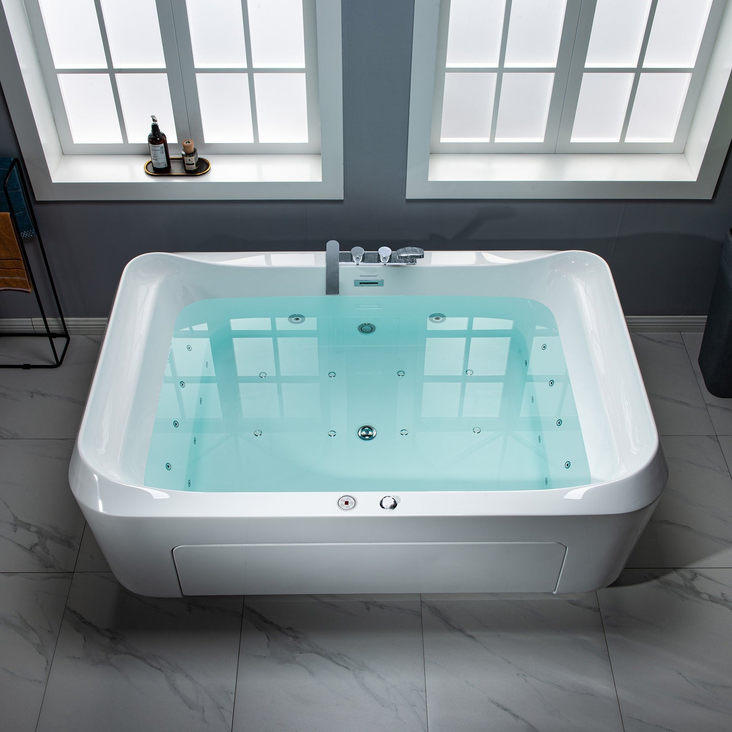 WOODBRIDGE BTS0091 | 70"x47" Wide Freestanding Hydrotherapy Tub | Dual Massage & Heated